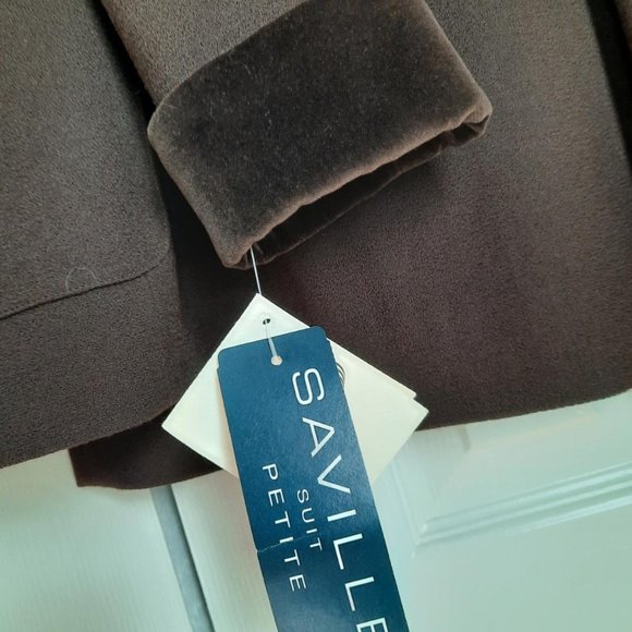 Vintage Saville Petite 2-Piece Wool Chestnut / Chocolate Brown Suit Size 8P - Picture 4 of 7